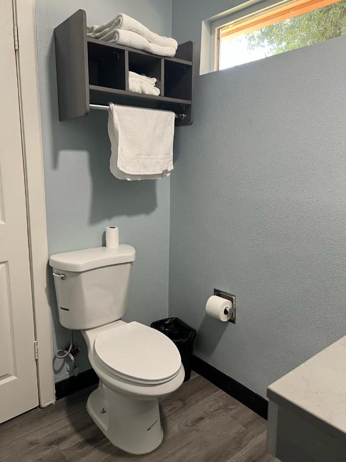 Travel Inn Gilroy Room photo